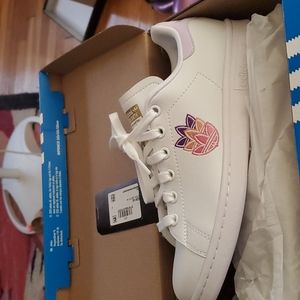 Adidas Stan Smith sneakers